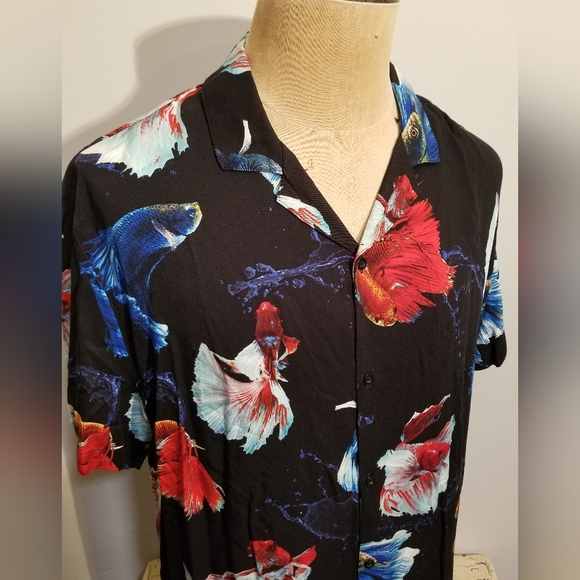 NEW MENS BETTA FISH PRINT RETRO SHIRT BOHO VACATION BEACH WEEKEND SPRING BREAK - Picture 3 of 6